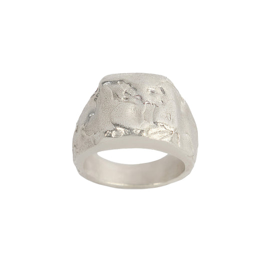 R7SS25 // Silver Matte Chunky Chevalier Ring Signet Ring