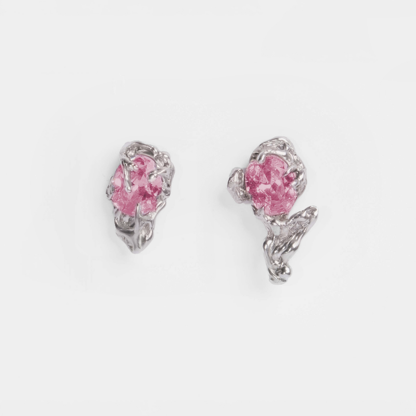 ESST04 // Twin Silver Earrings With Zirconia Stone Ten Antennas