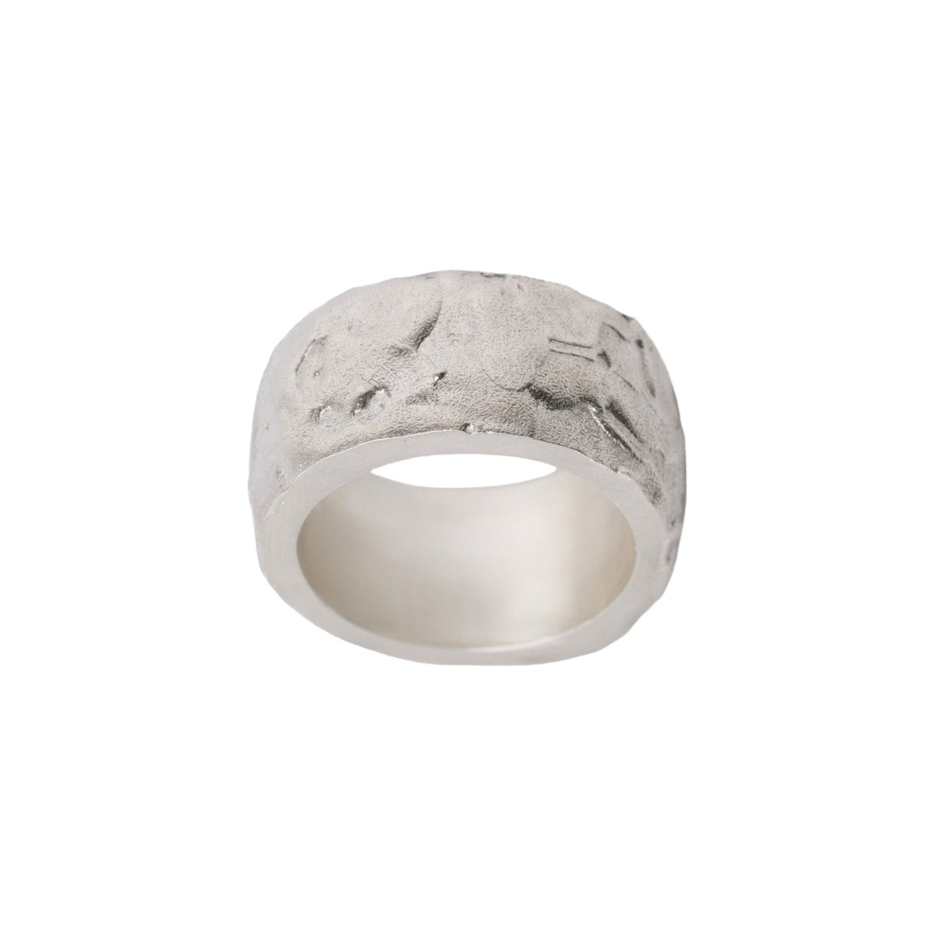 R2SS25 // Giant Chunky Silver Ring