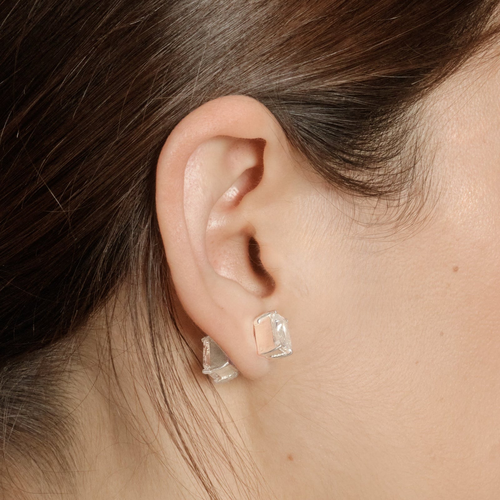 Duo Facetté Studs — Silver, faceted zirconia studs