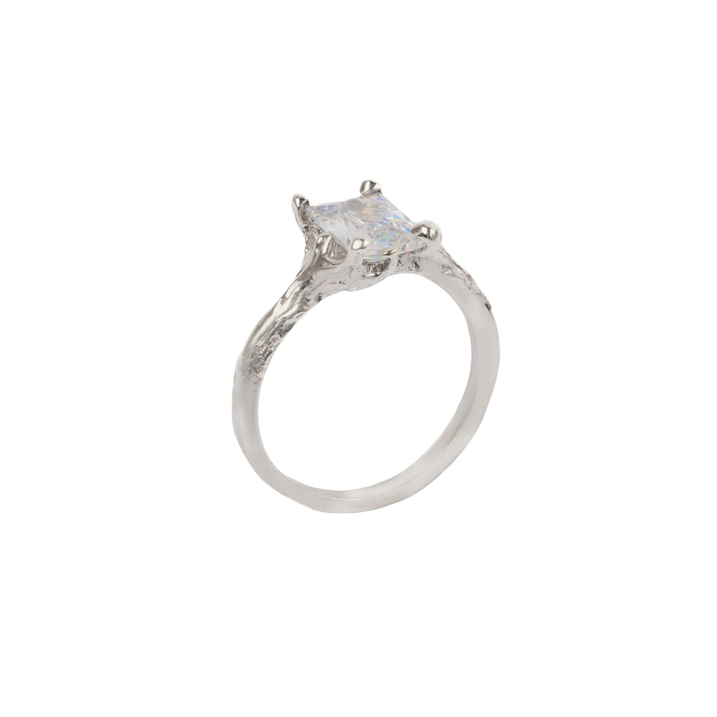 RWE01 // Engagement ring with a rectangular stone