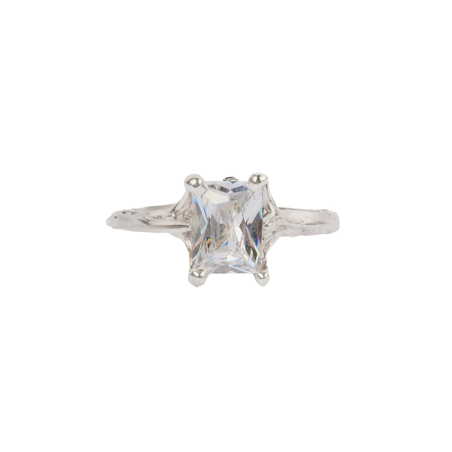 RWE01 // Engagement ring with a rectangular stone