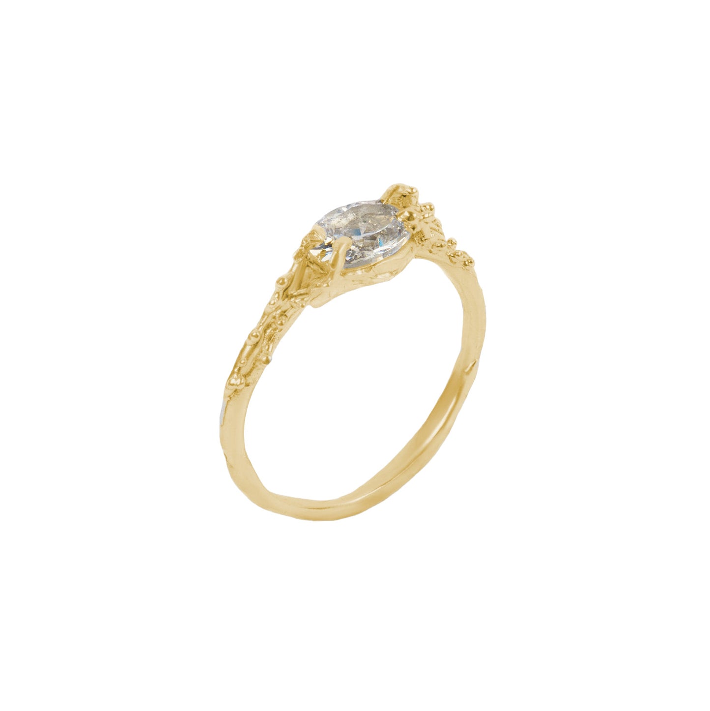 RWE02 // Classic engagement ring with tentacles