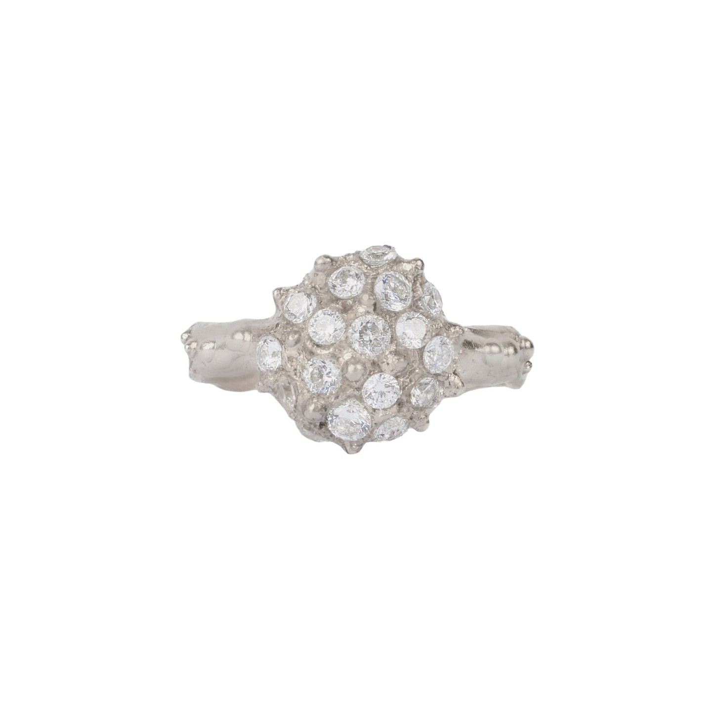 RWE03 // Engagement ring with multiple stones