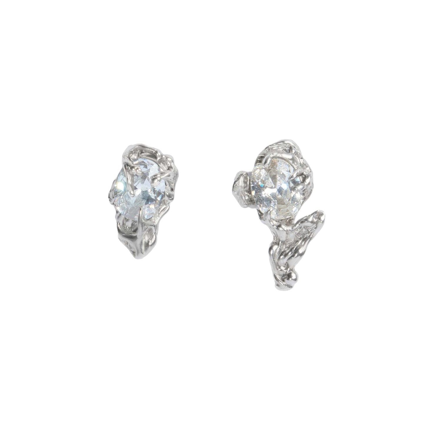 ESST04 // Twin Silver Earrings With Zirconia Stone