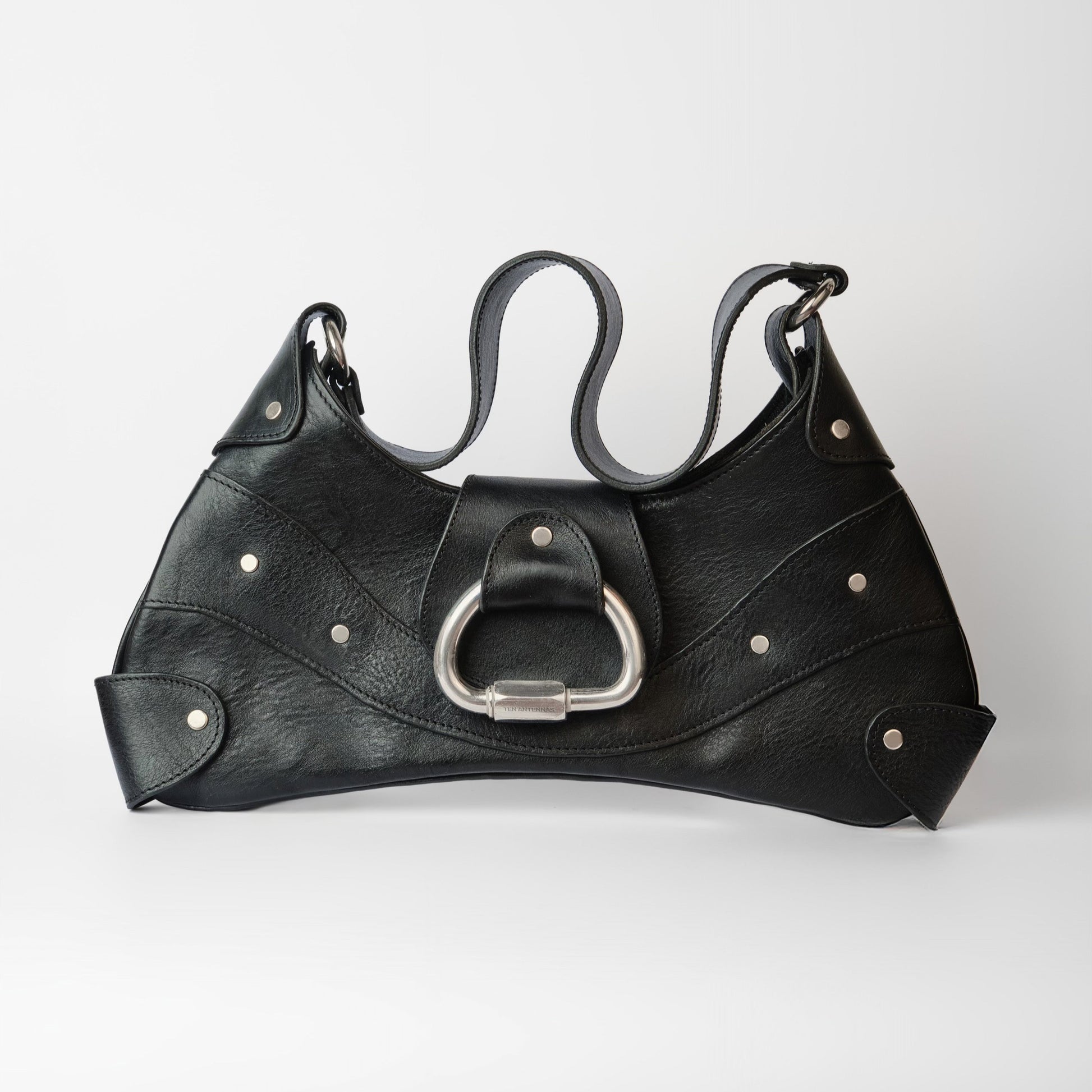 Bag N1 Black // Refurbished natural leather handmade cowboy bag with a caribiner Ten Antennas