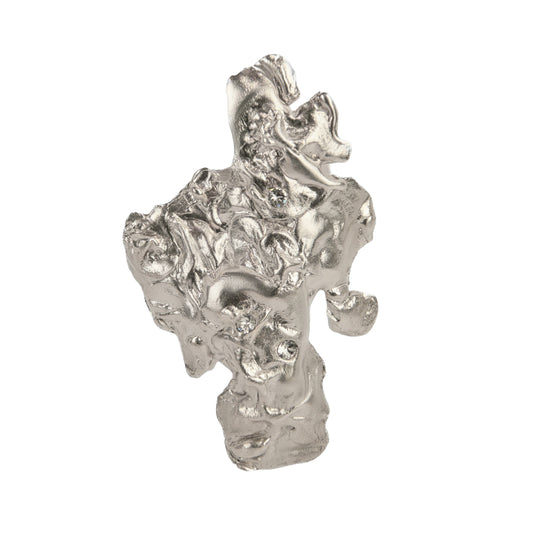 EFW01 // Silver Melting Shield Earring With Swarovski Crystals