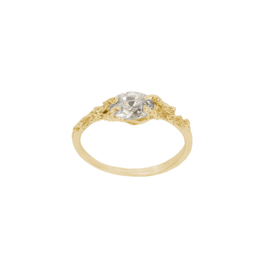 RWE02 // Classic engagement ring with tentacles