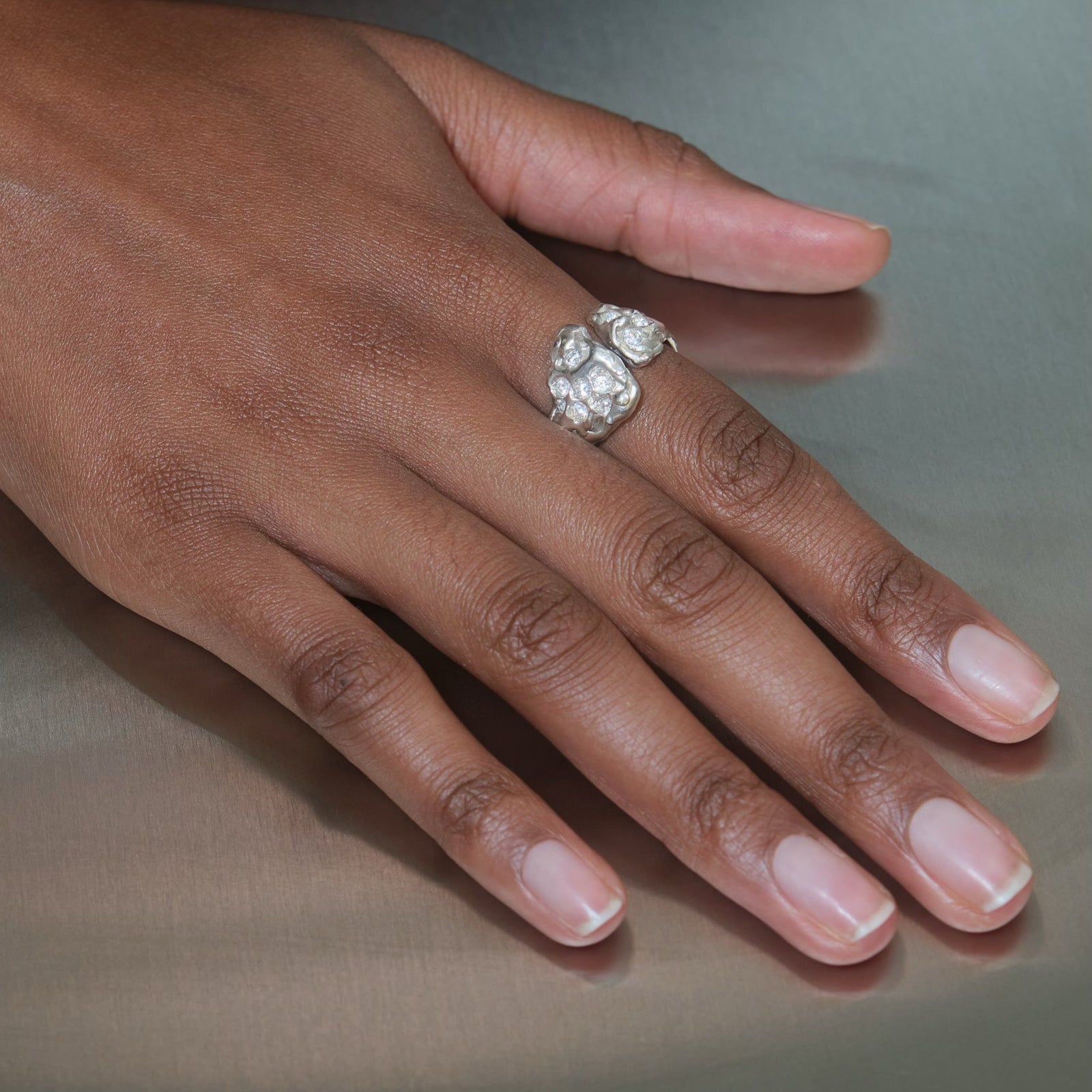 L’Ouverture Ring — Silver, worn on hand