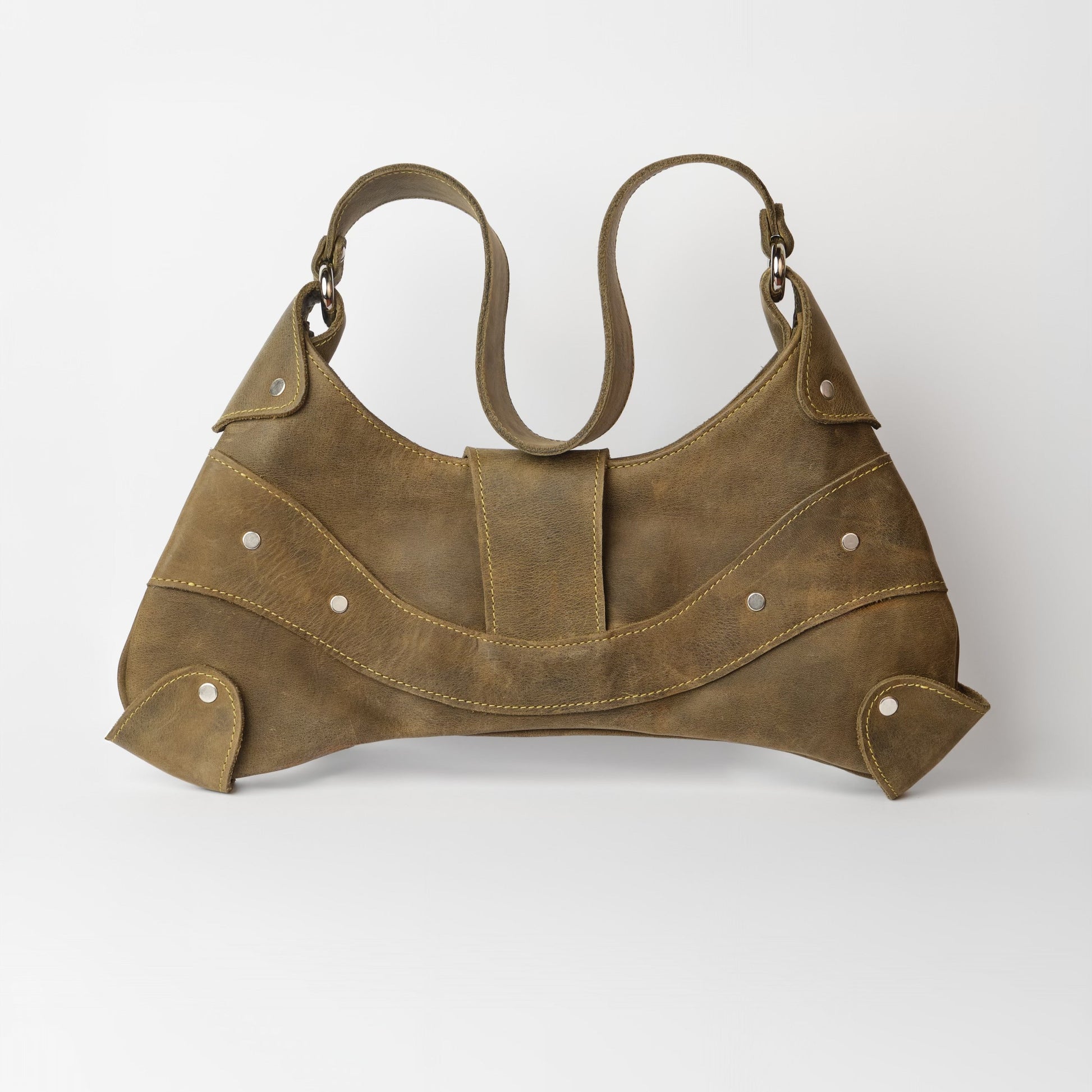 Bag N1 Green // Refurbished natural leather handmade cowboy bag with a caribiner Ten Antennas