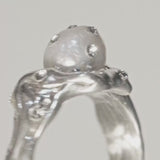Perla Ring — Silver, freshwater pearl set with Swarovski crystals
